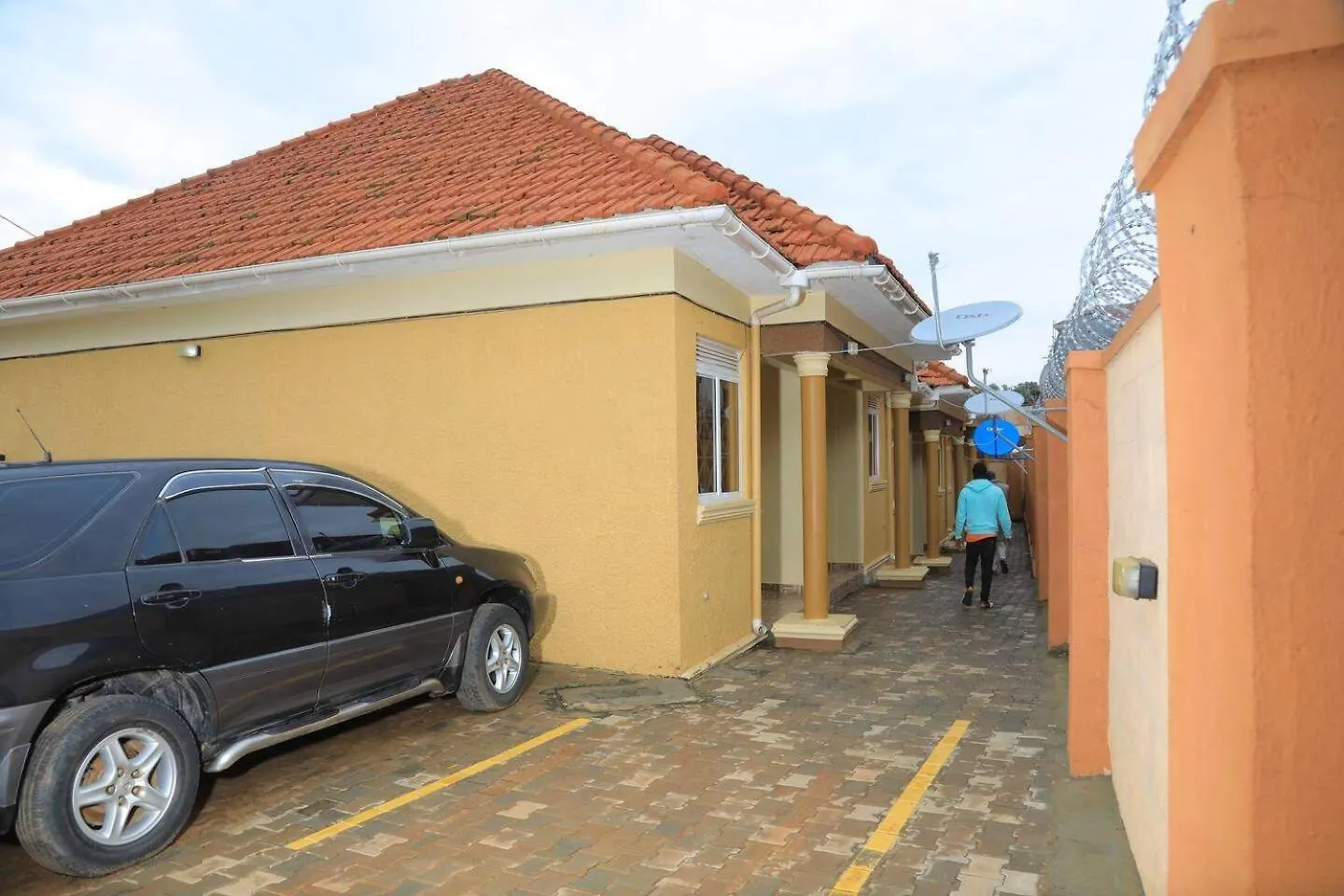 Cozy Urban Escape In Kampala Lejlighed
