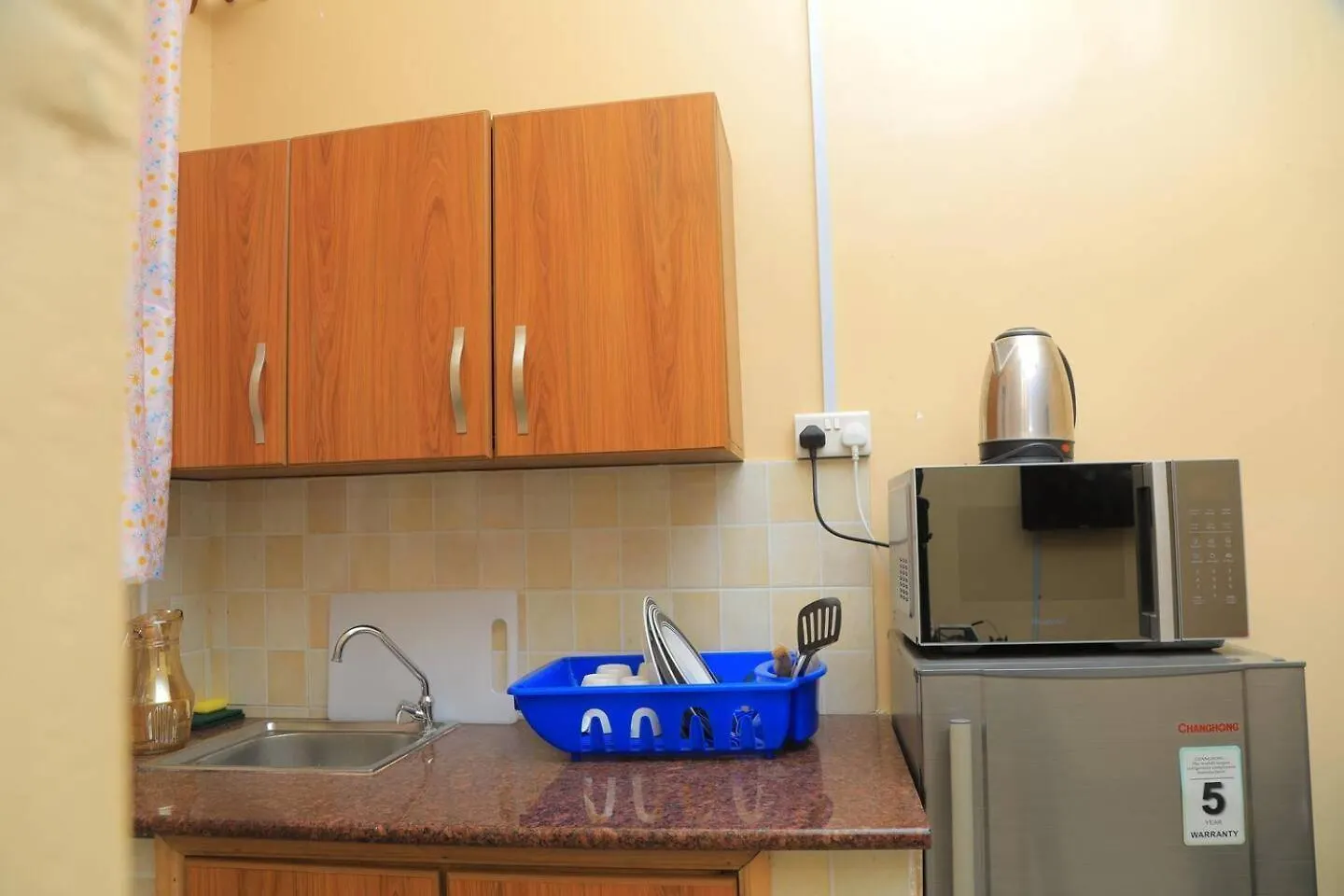 Cozy Urban Escape In Kampala Lejlighed